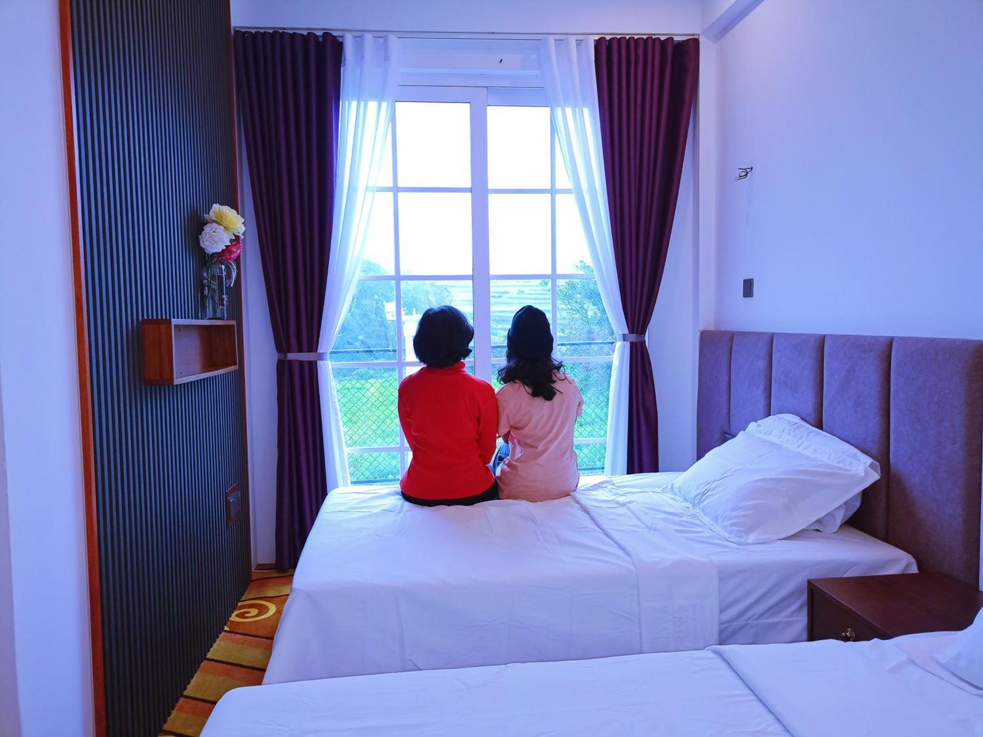 Golden Mist Hotel นูวาราเอลิยา ภายนอก รูปภาพ