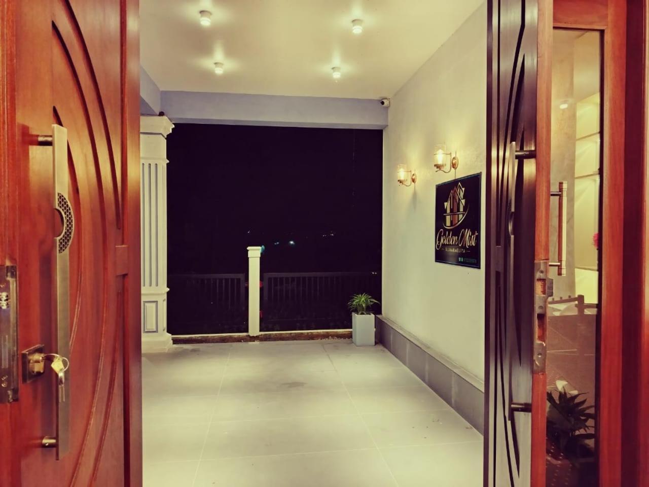Golden Mist Hotel นูวาราเอลิยา ภายนอก รูปภาพ